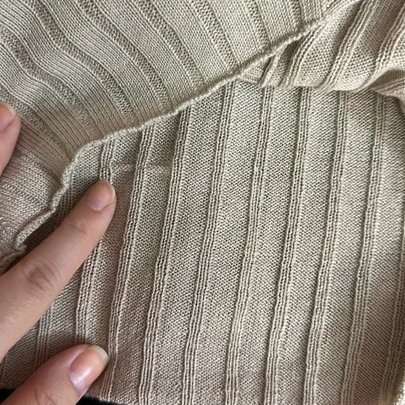 NWT Naadam Cashmere Latte Ribbed Cropped Cardigan Sz. S - Picture 8 of 10